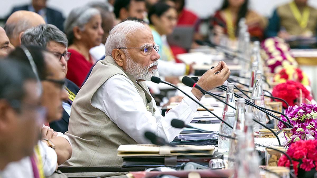 sampoornata abhiyan niti aayog